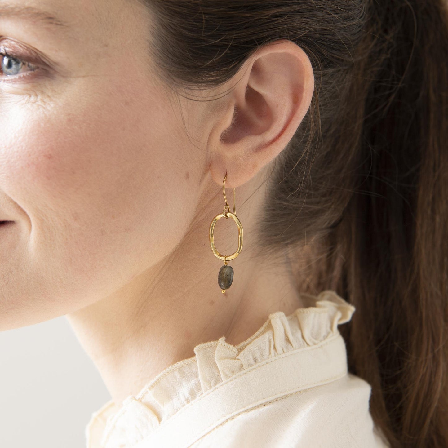 Ohrringe Graceful Labradorite Gold